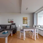 Haus Halligblick 32 *